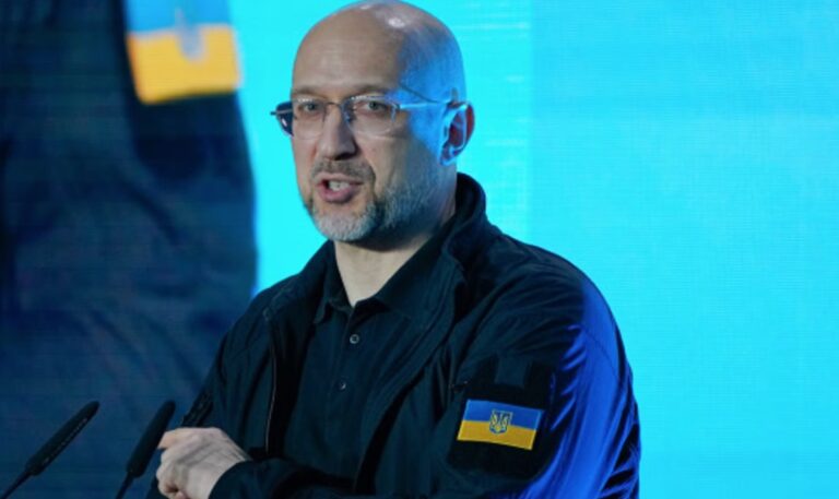 Украина получит более миллиарда долларов от МВФ – Шмыгаль