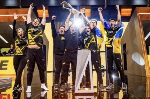 Как NAVI смогли перестроиться и вернуться в топ киберспорта / Фото: NAVI